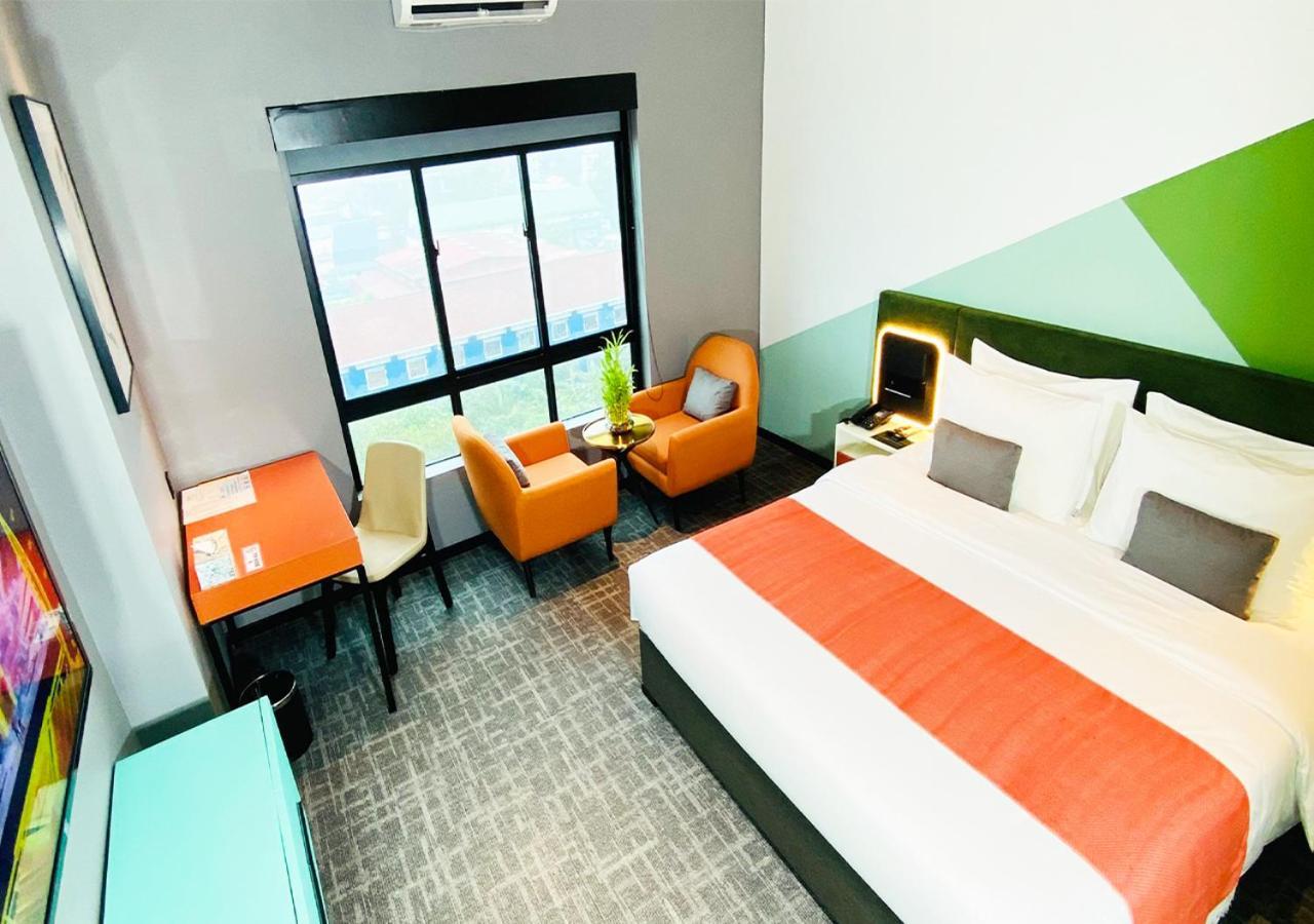 Siha Treasure Hotel Sihanoukville Exteriör bild